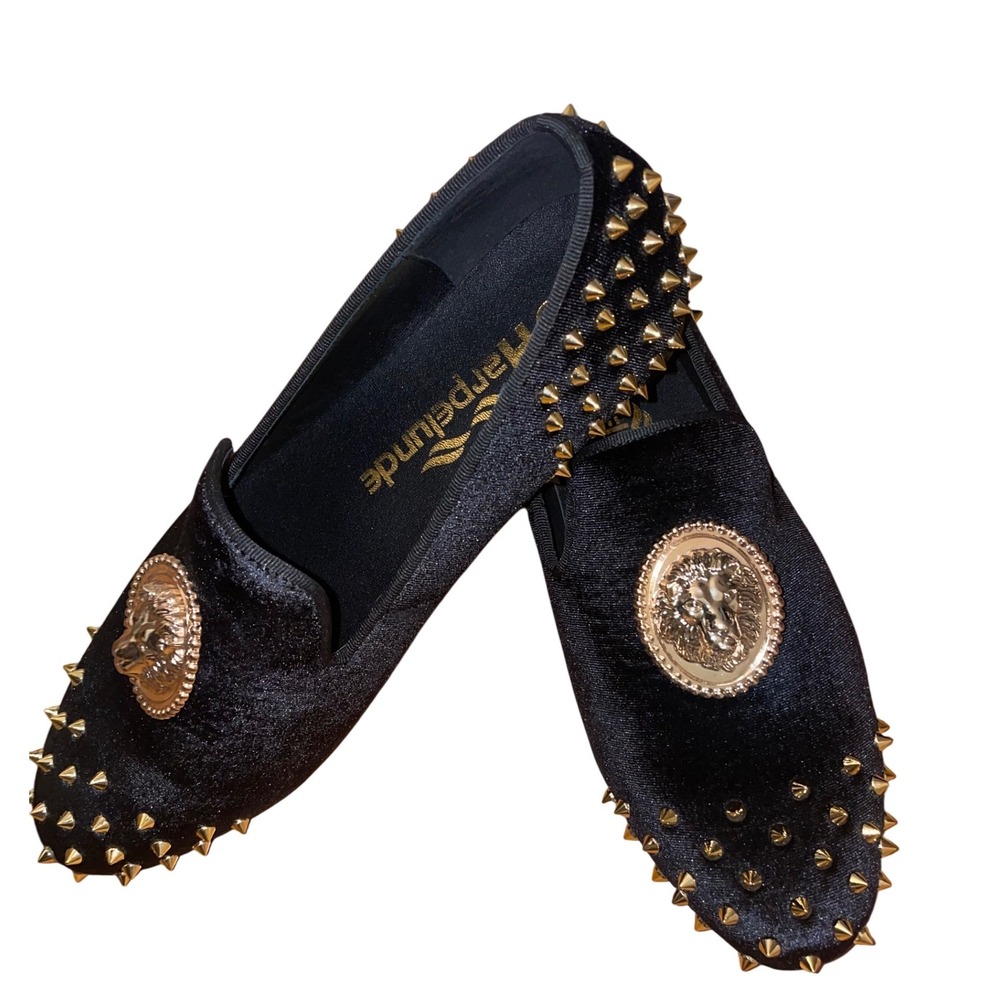 NWOT Harpelunde black velvet smoking loafer w/ gold lion and spikes men's 10